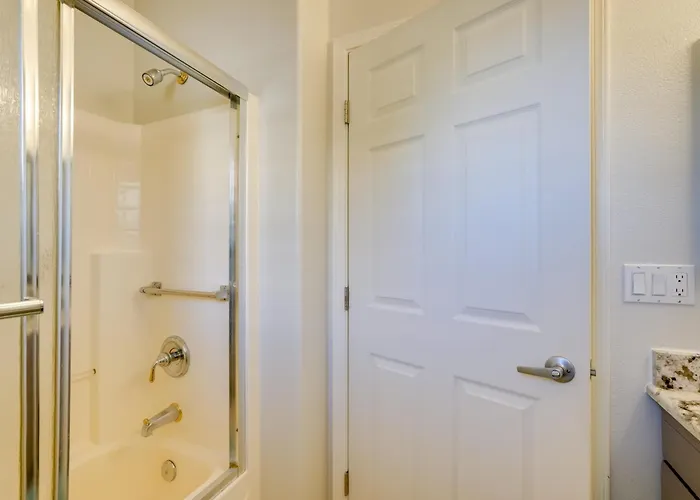 Close To Golf! Sunlit Escape W/ Casita Surprise