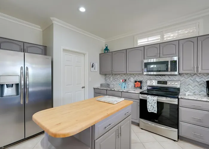 Close To Golf! Sunlit Escape W/ Casita Surprise