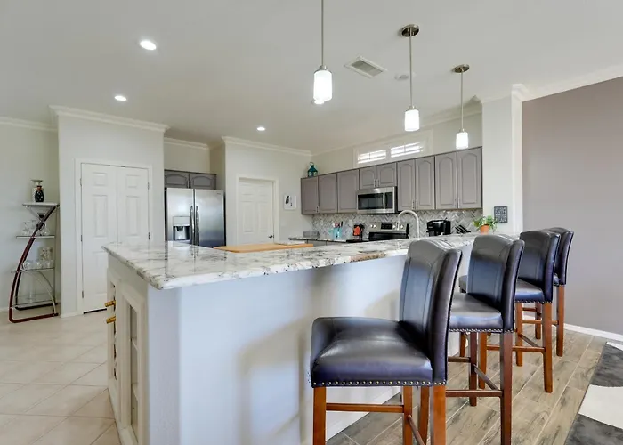 Holiday home Close To Golf! Sunlit Escape W/ Casita