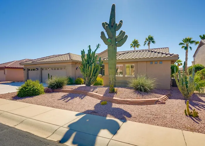 Holiday home Close To Golf! Sunlit Escape W/ Casita